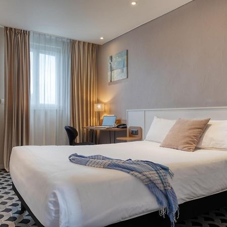 Brit Hotel Les Voyageurs ルデアック エクステリア 写真