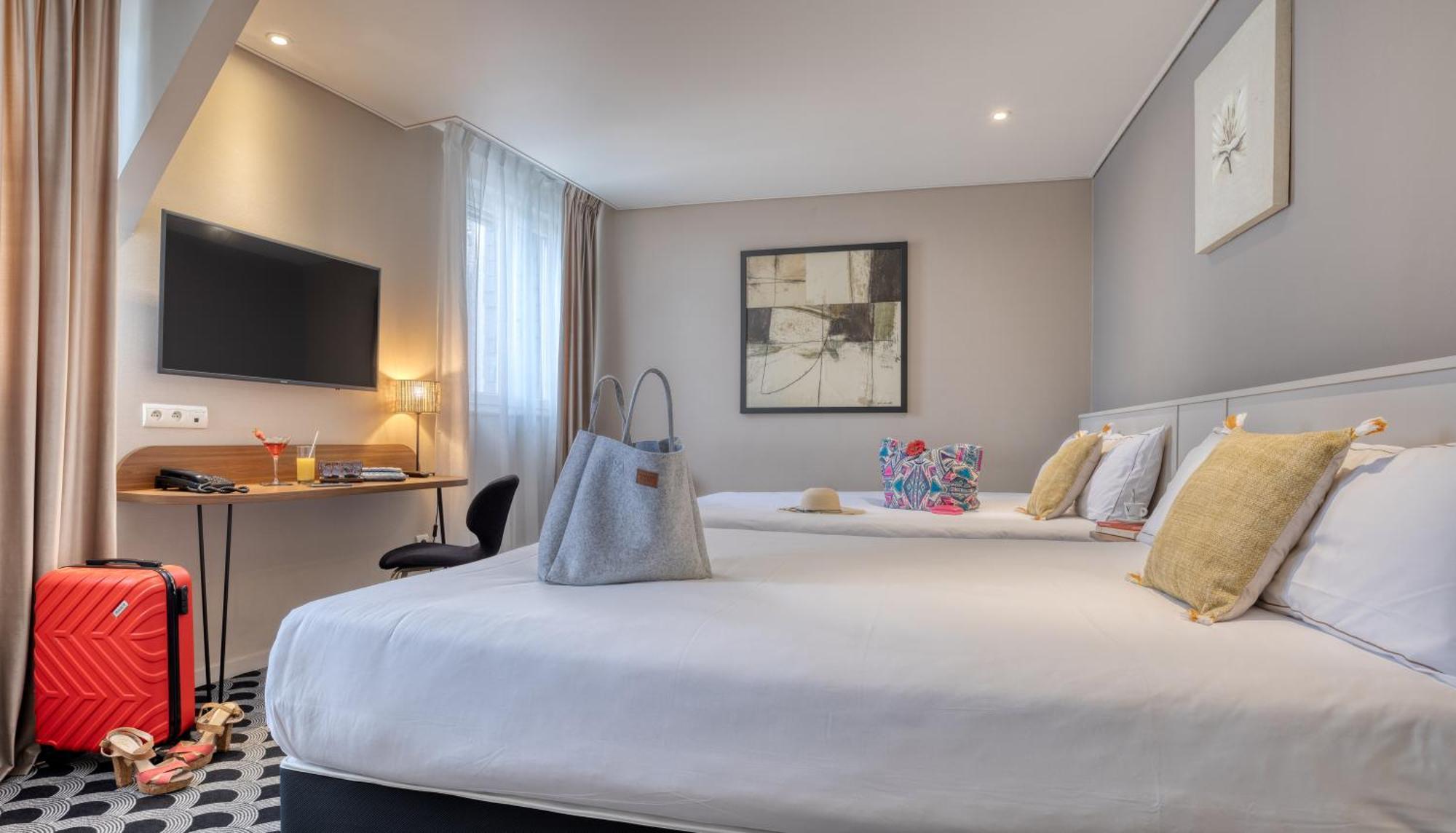 Brit Hotel Les Voyageurs ルデアック エクステリア 写真