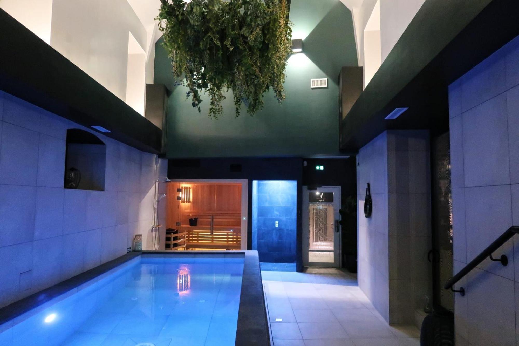 Brit Hotel Les Voyageurs ルデアック エクステリア 写真