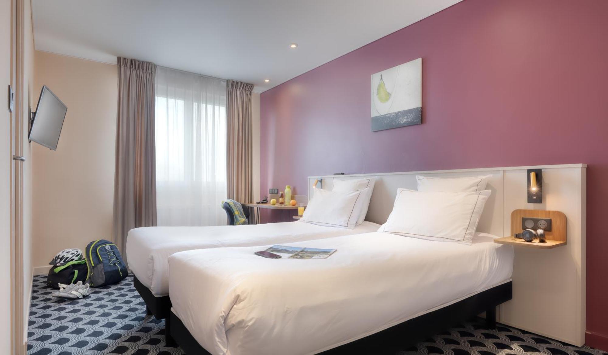 Brit Hotel Les Voyageurs ルデアック エクステリア 写真