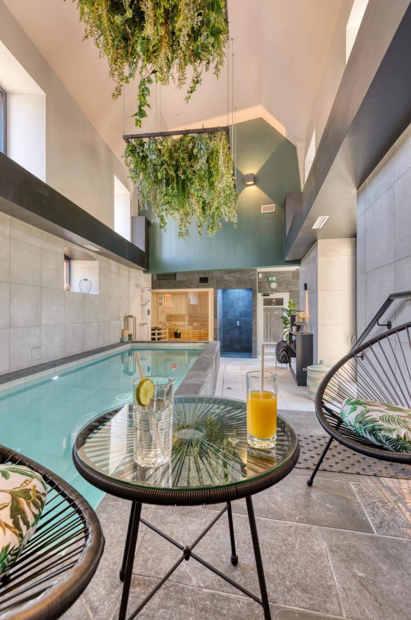 Brit Hotel Les Voyageurs ルデアック エクステリア 写真