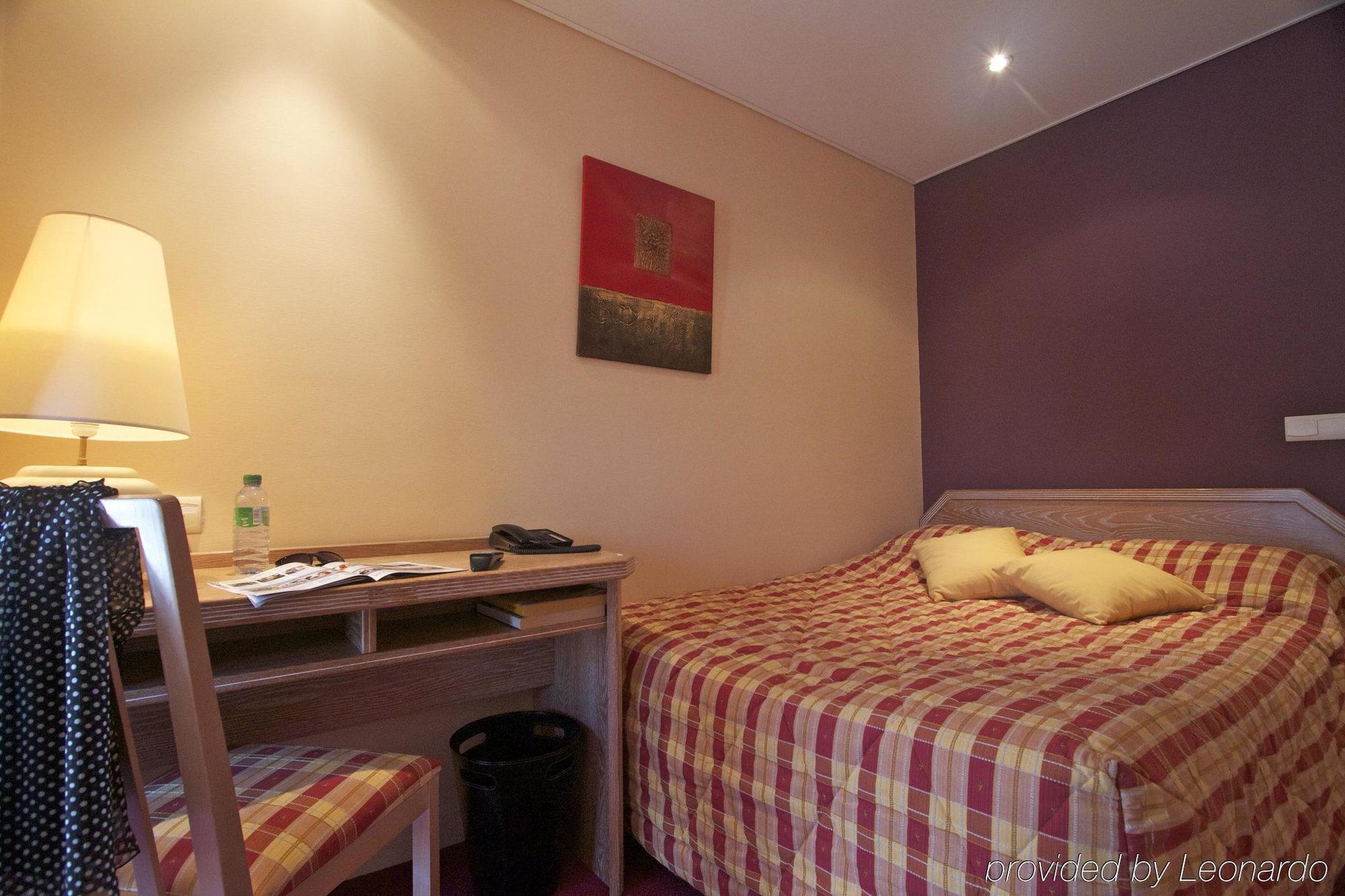Brit Hotel Les Voyageurs ルデアック 部屋 写真